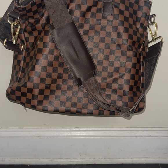 Used Sprayground Work Bag. (Good condition ) - Picture 9 of 16